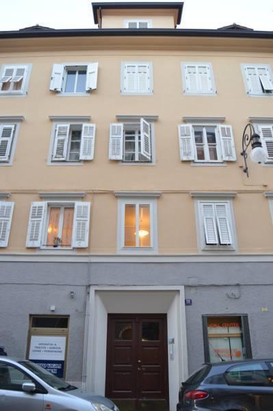 Casa Vacanze Rilke トリエステ エクステリア 写真